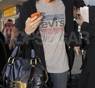 Match The Celeb With The Cell Phone 